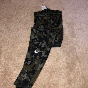 Nike Pro - Camo Leggings